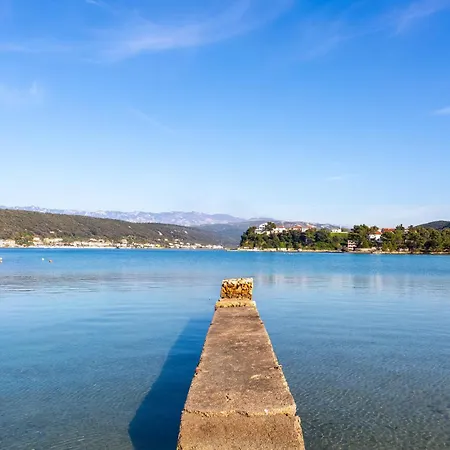 Apartment Beautiful In With Wifi Supetarska Draga