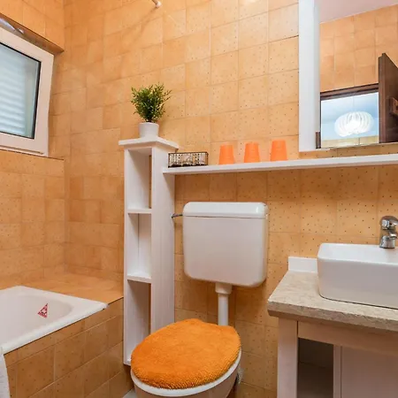Awesome In With Wifi * Supetarska Draga